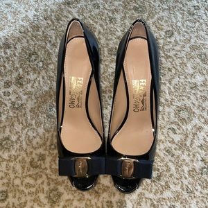 Salvatore Ferragamo open toed navy pumps size 7.5